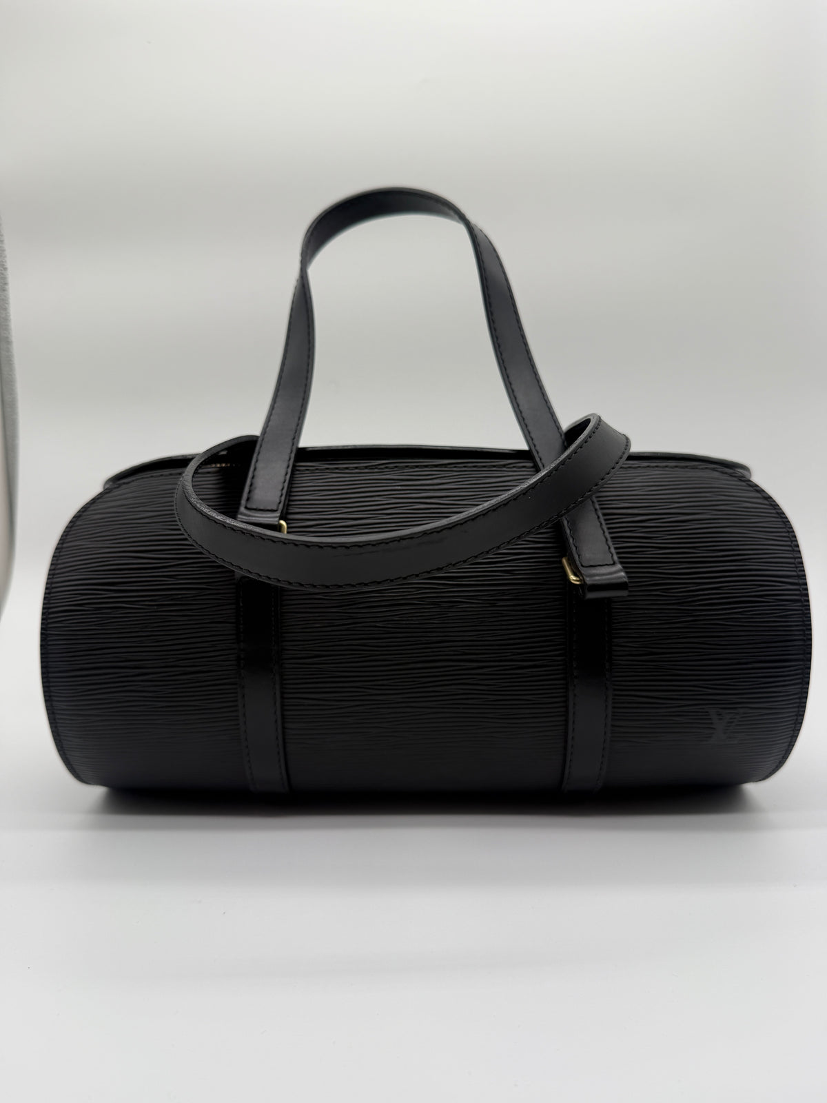 Barrel Lv’s black
